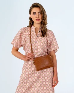 Bowery Wallet - Tan Pebble